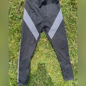 Fabletics workout leggings